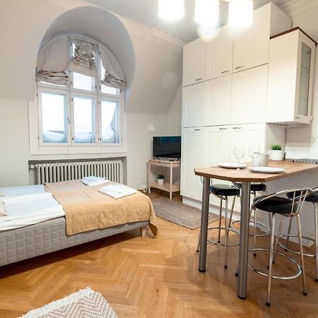 2Ndhomes Cozy & Compact Top Floor Studio In Erottaja 赫尔辛基 外观 照片